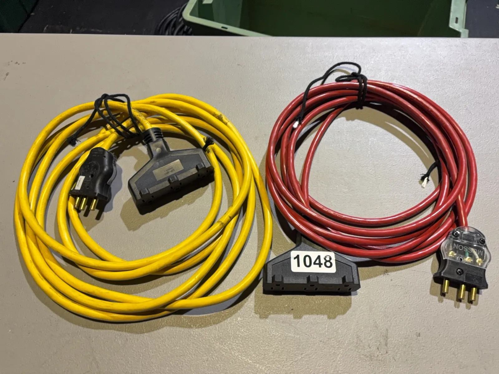 2-male-3-pin-to-edison-3-port-splitter-extension-cords-3dd457