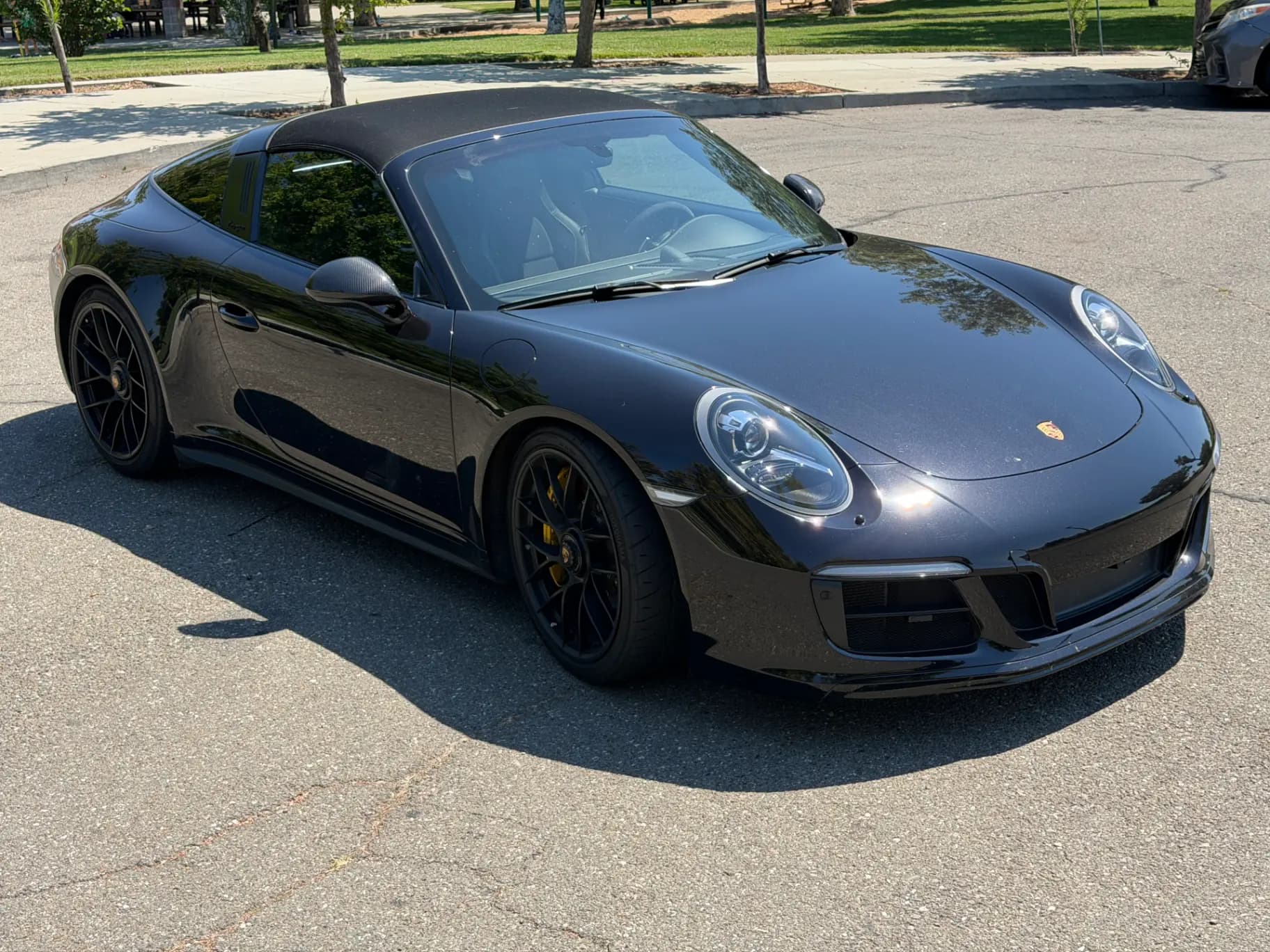 2018-porsche-targa-4-gts-mqjz1fi4