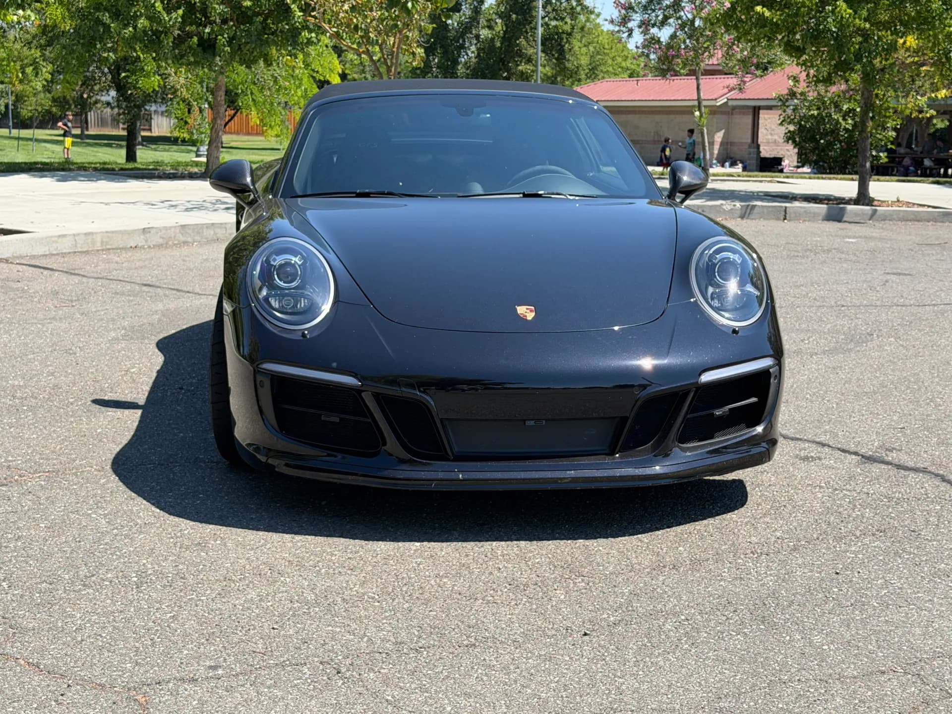 2018-porsche-targa-4-gts-mqjz1fi4