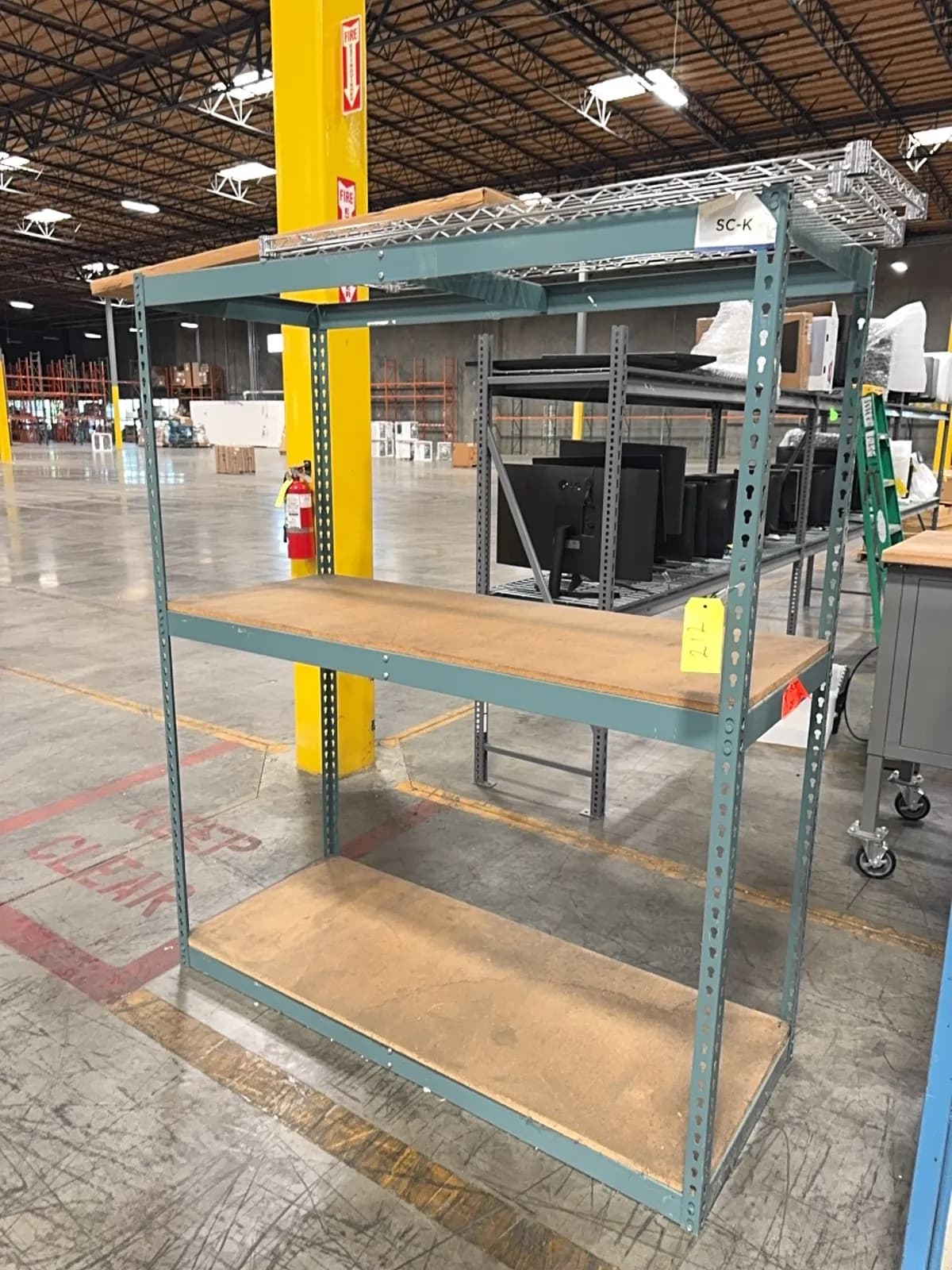 5-storage-rack-b42b9f