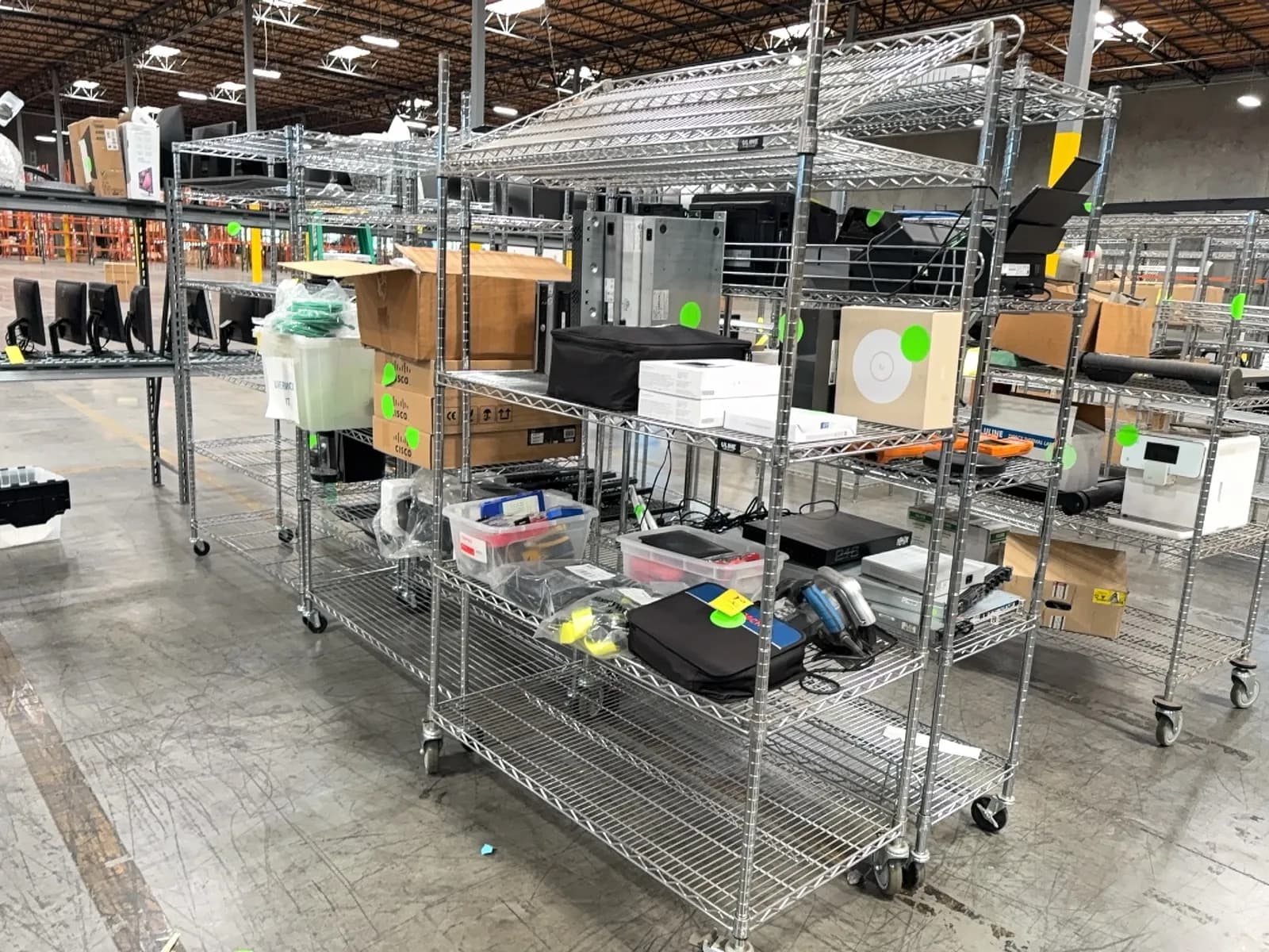 3-metro-style-racks-contents-not-included-cbd38a