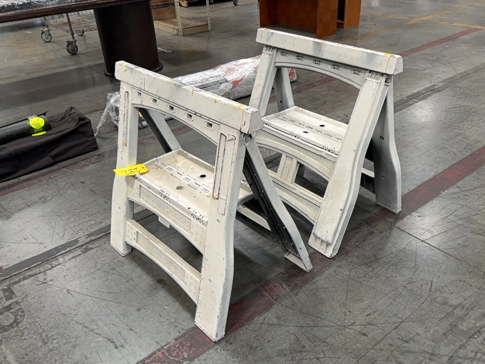pair-of-stanley-saw-horses-a2e671