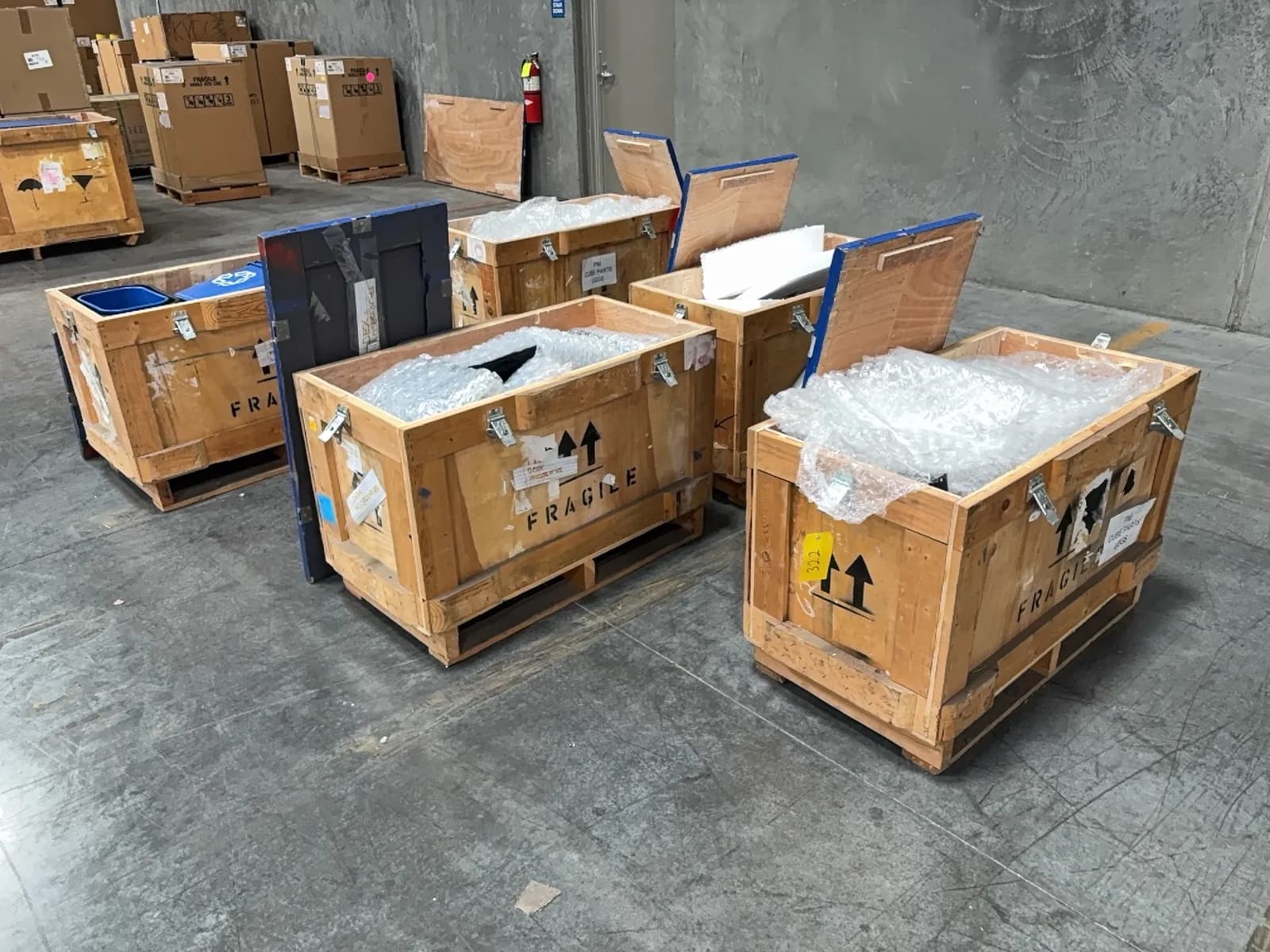 5-crates-of-assorted-cubicle-components-and-more-mqkb8n6c