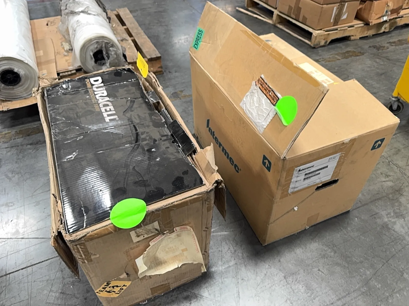 duracell-battery-bank-and-label-printer-b0efff
