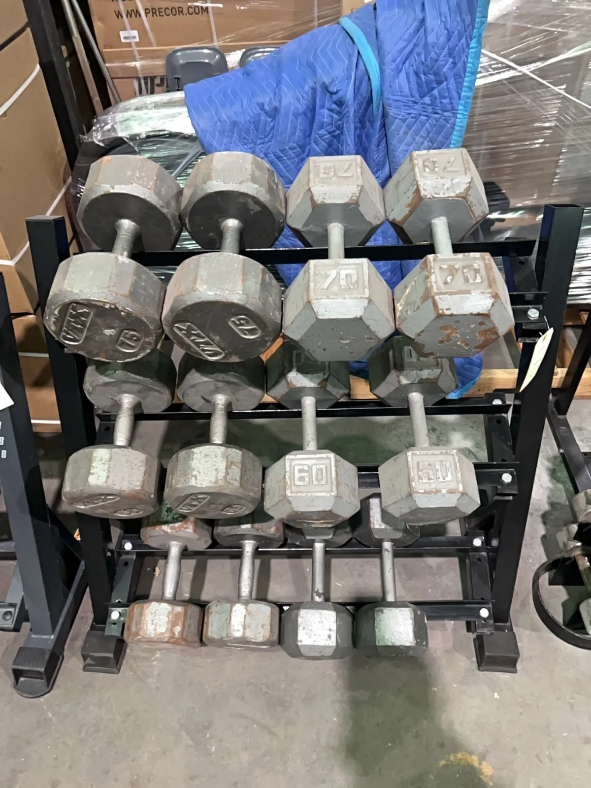 metal-dumbells-with-rack-48e77b
