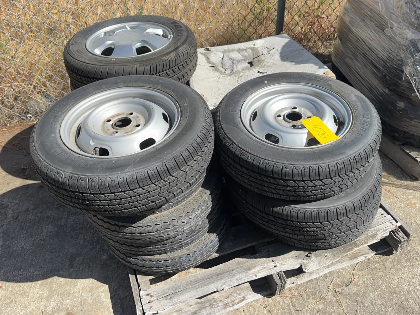 13-assorted-wheels-and-tires-9b2053