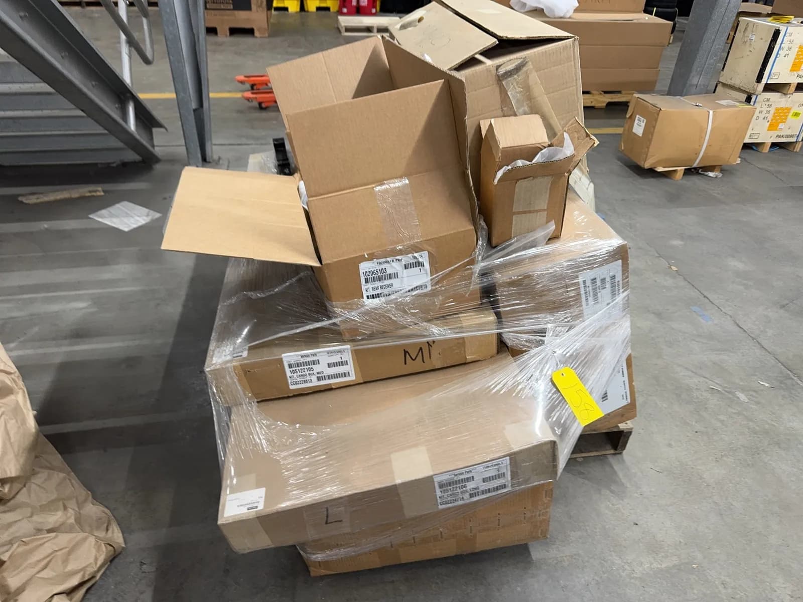 contents-of-pallet-assorted-club-car-parts-and-accessories-stake-sides-cargo-boxes-and-more-540b9f