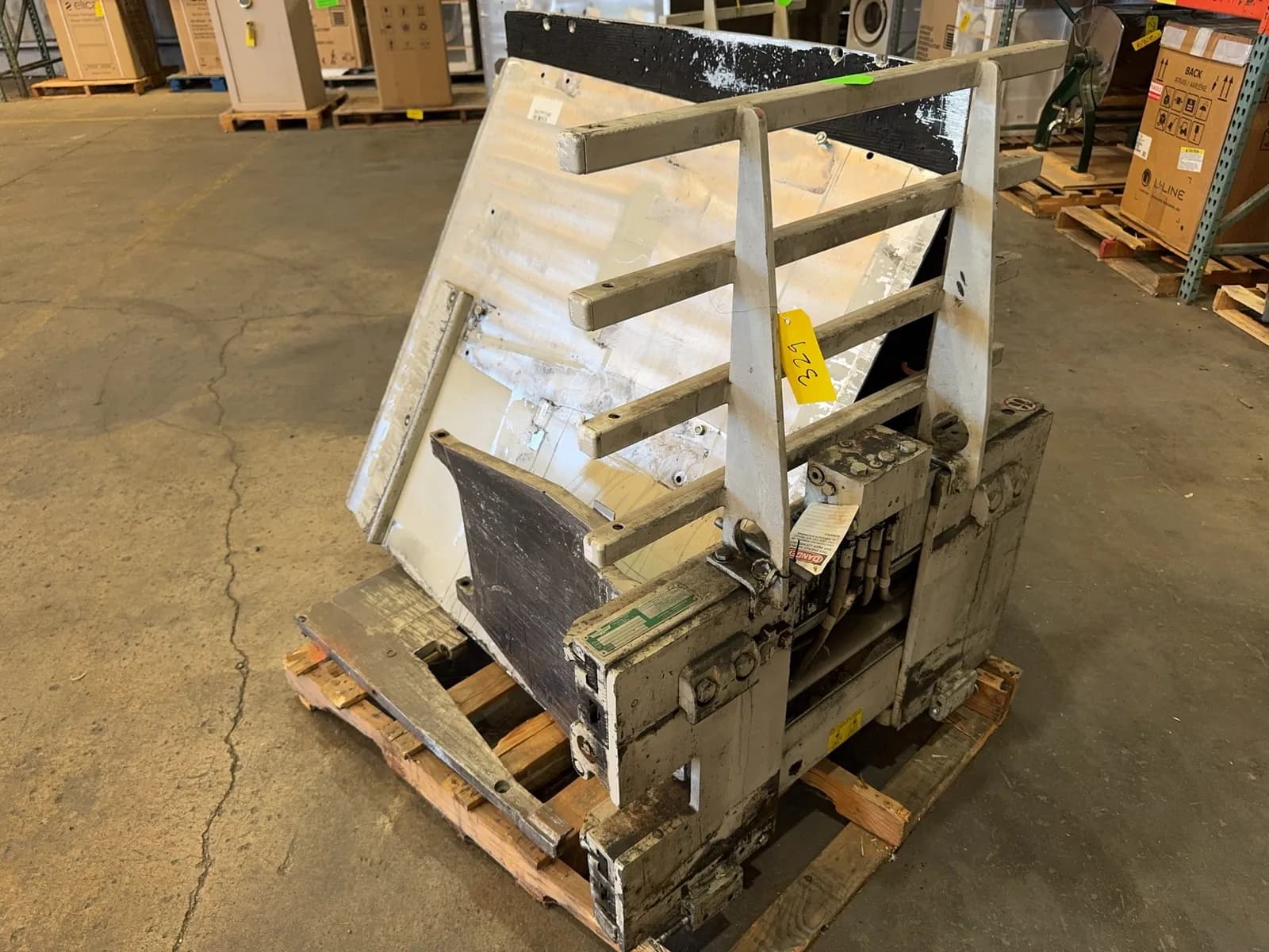 cascade-3500lb-capacity-forklift-clamp-attachment-mrtsy8gs