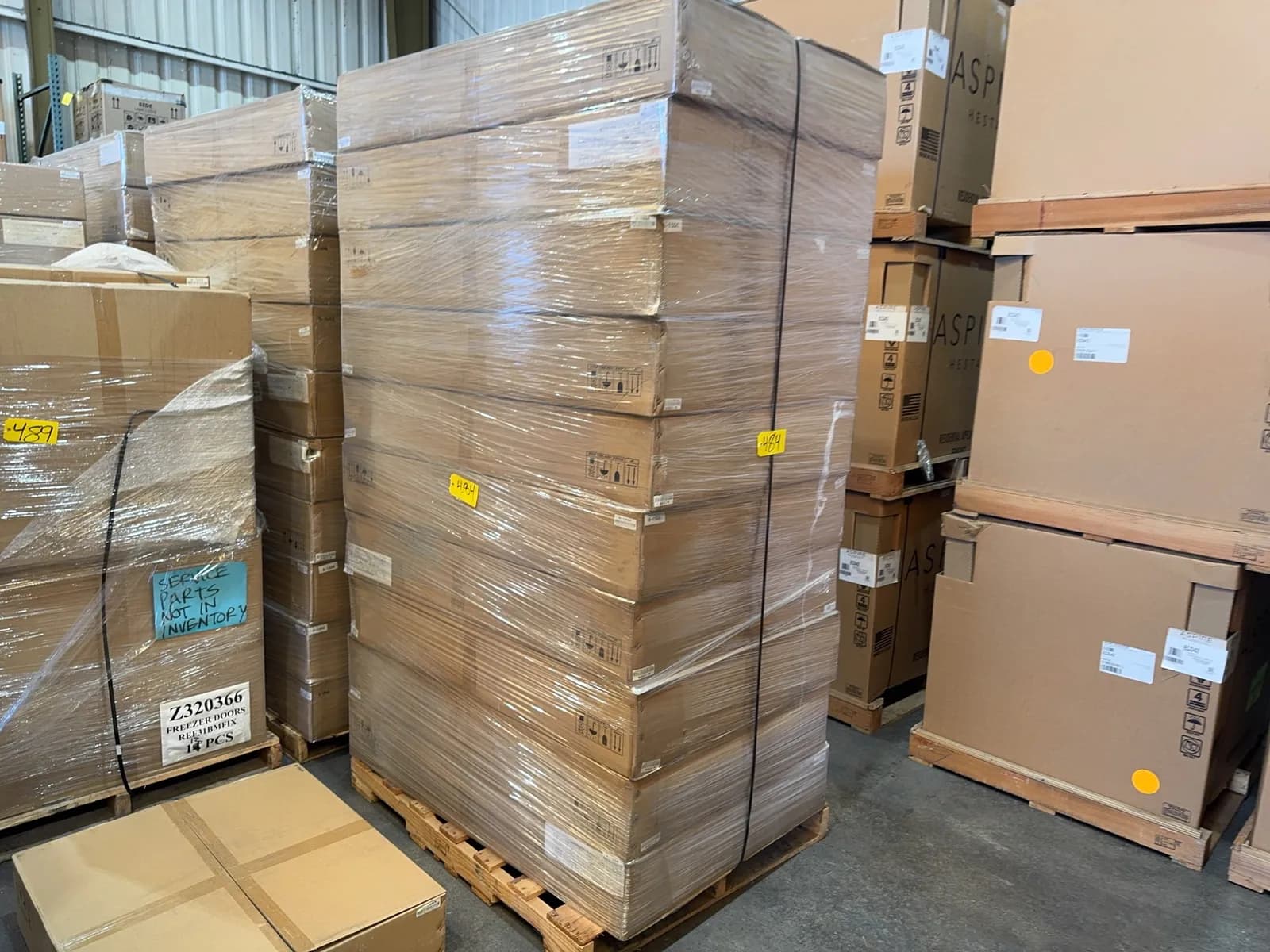 contents-of-pallet-10-assorted-refrigerator-doors-a-1504-1fc0fb