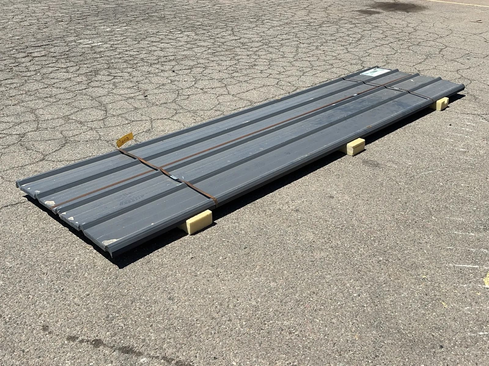 30-gray-metal-roof-panels-12x3x04mm-unused-ms6n1ns7