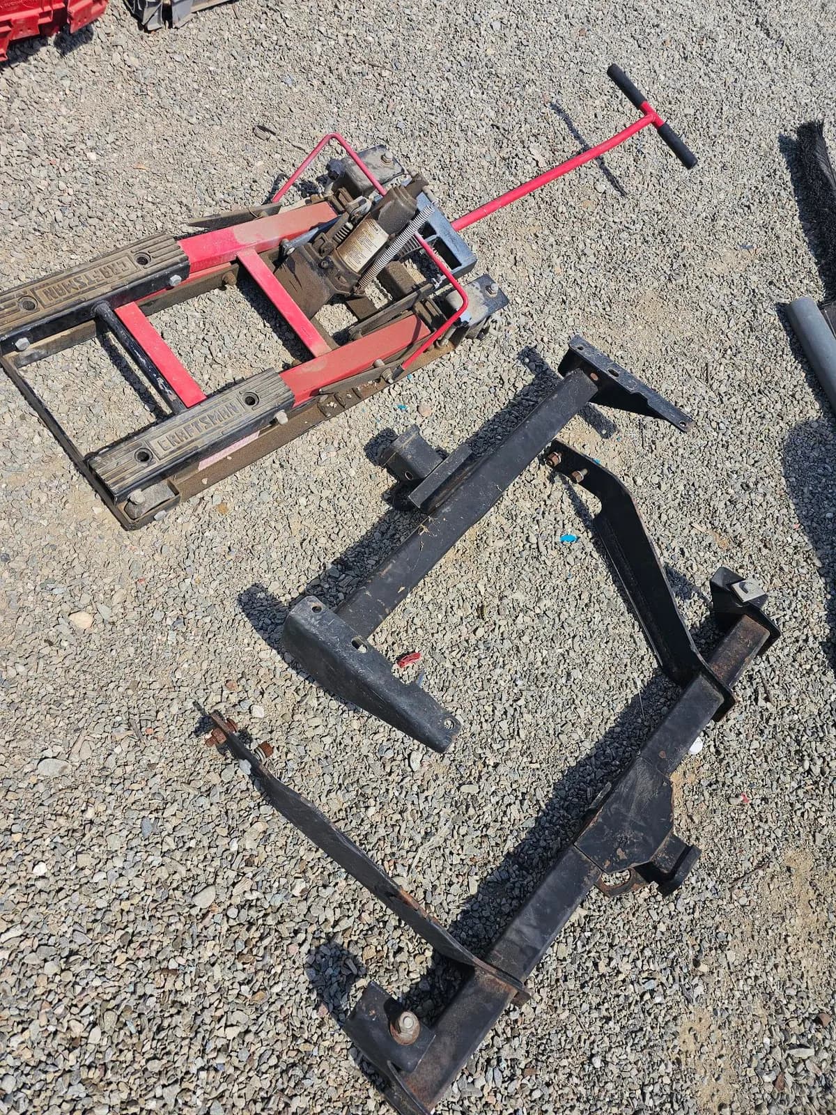 heavy-duty-hydraulic-jack-and-frame-assembly-53068a