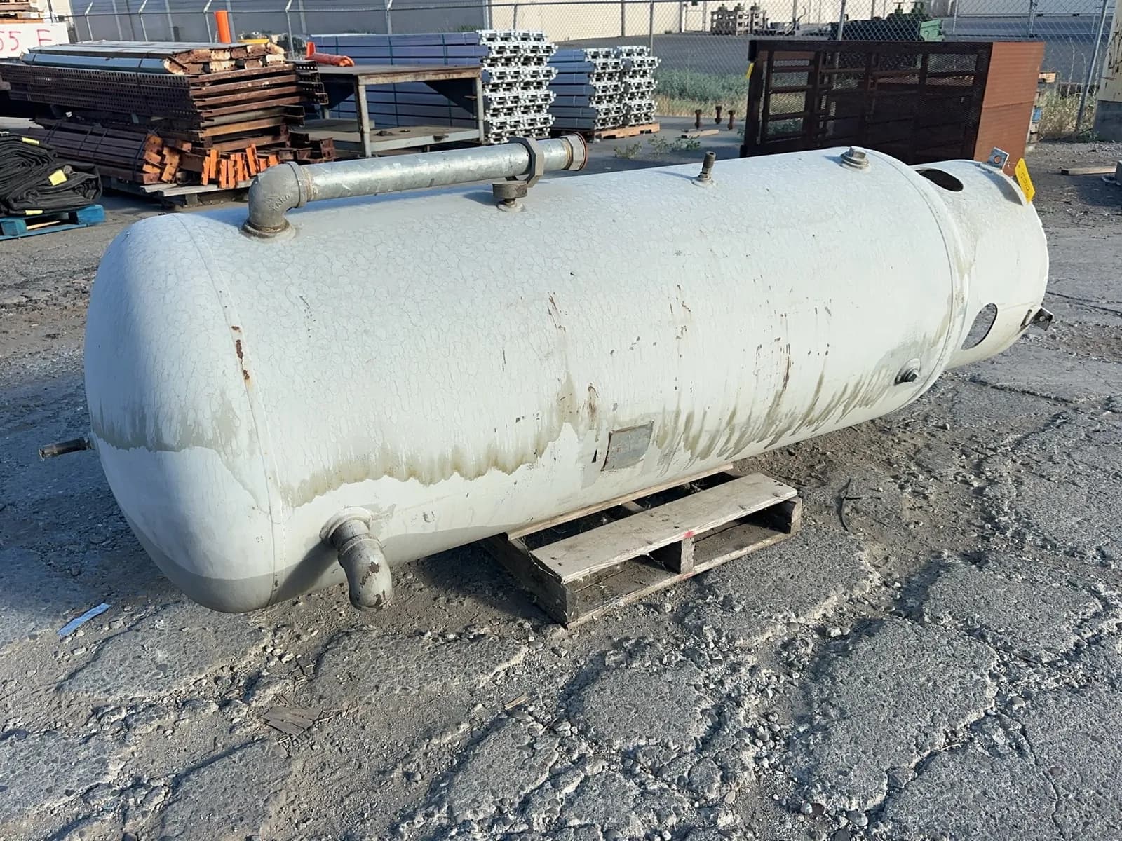 compressed-air-tank-mrz59h6m