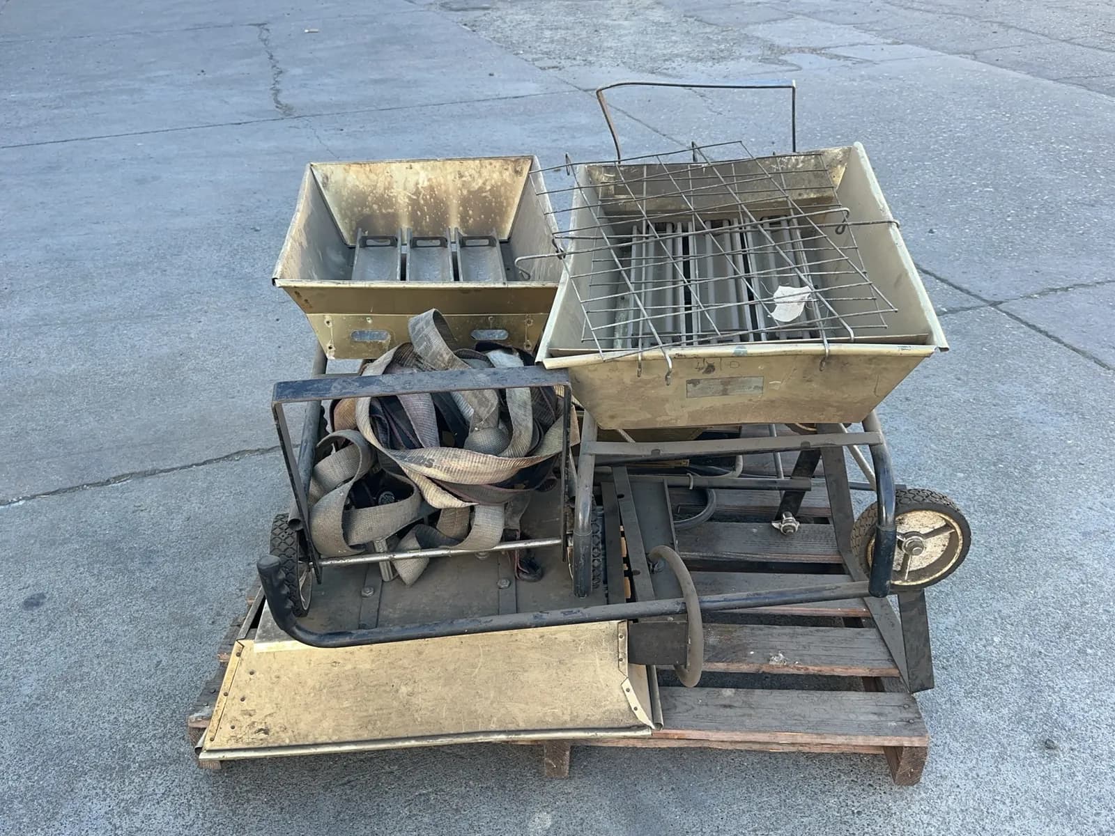 4-portable-heater-hand-trucks-mrz59h70
