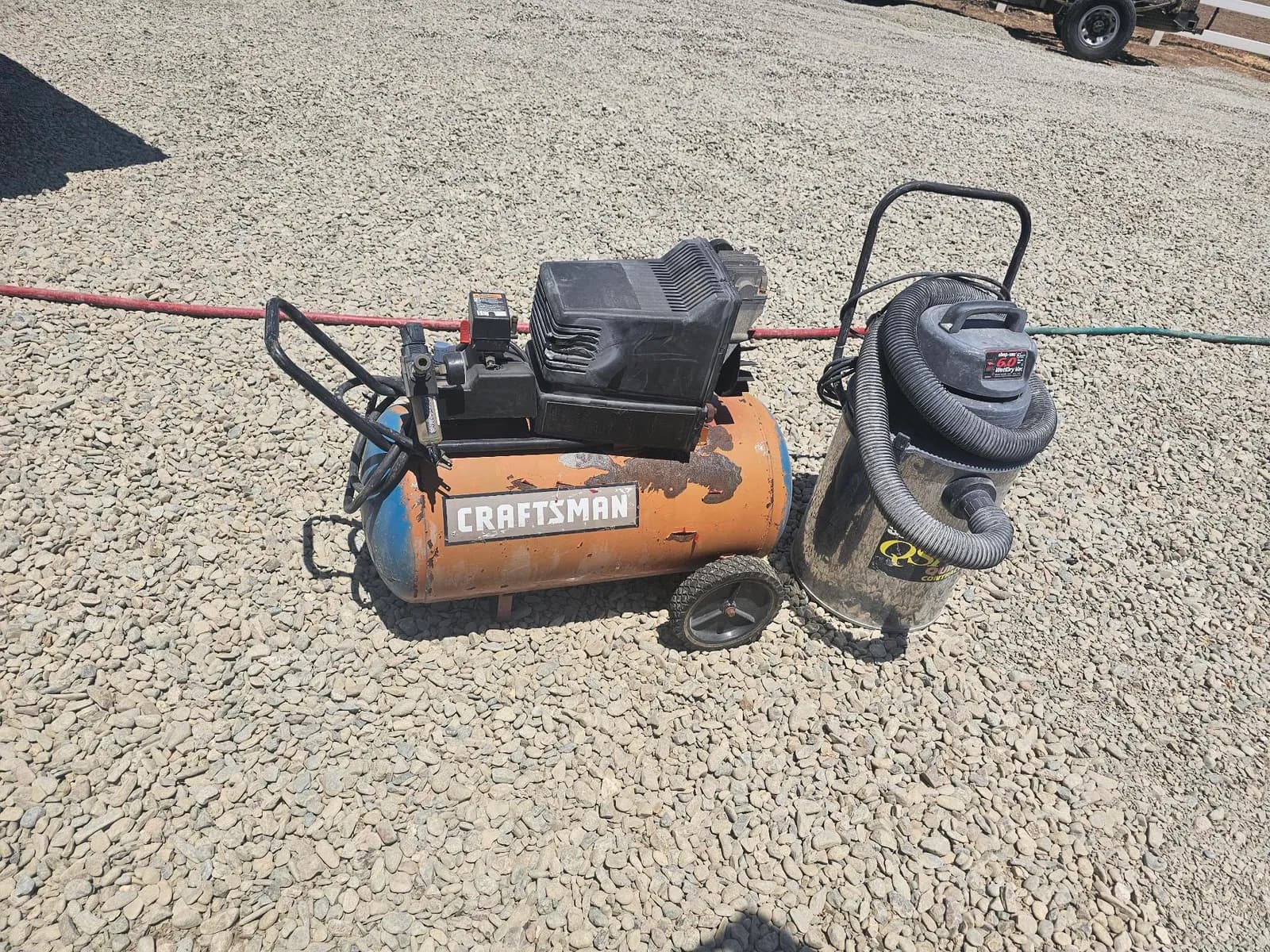craftsman-air-compressor-and-wet-dry-vacuum-combo-355cfb