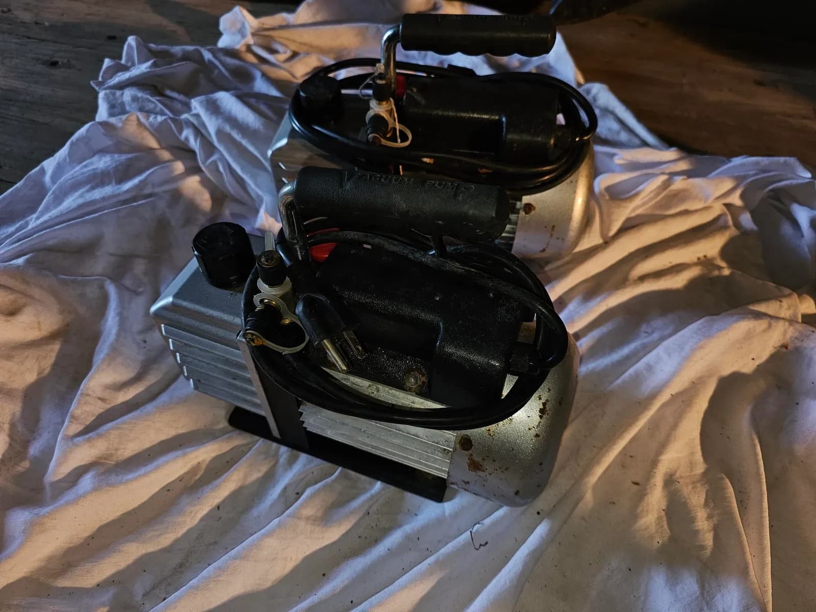 2-vacuum-pumps-mry4ly04