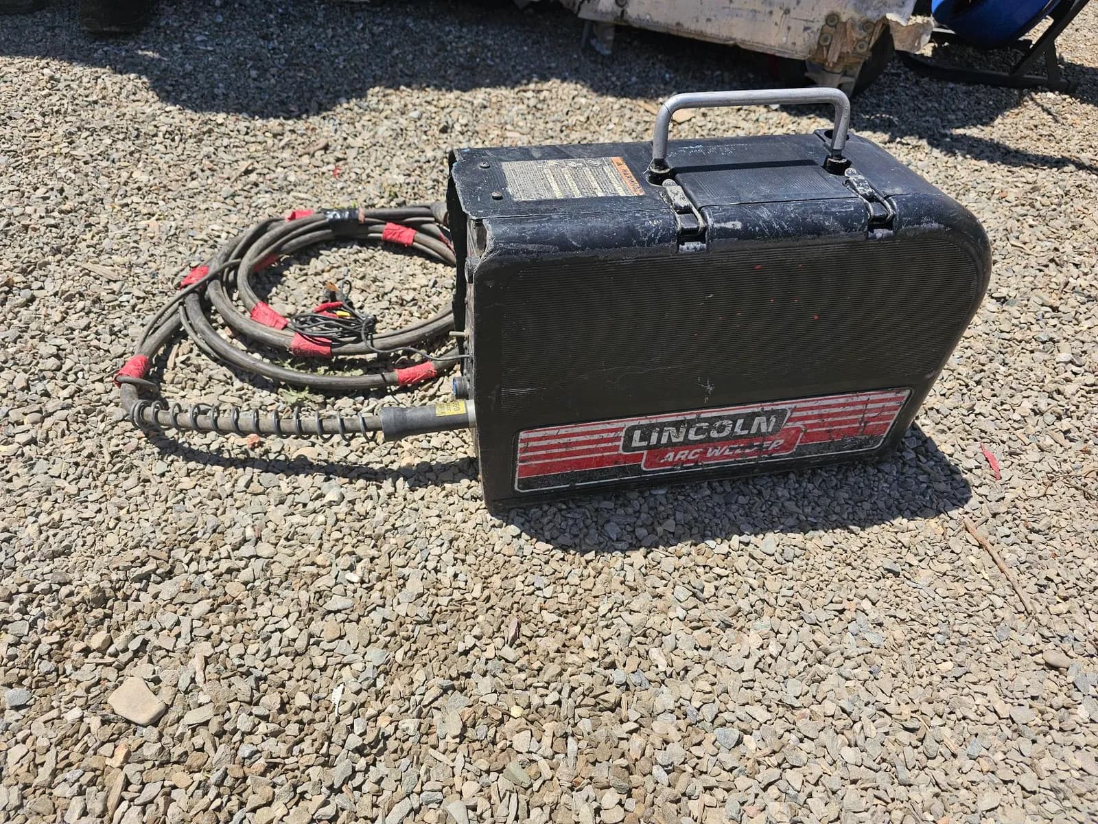 lincoln-electric-portable-welder-with-cables-d011fc