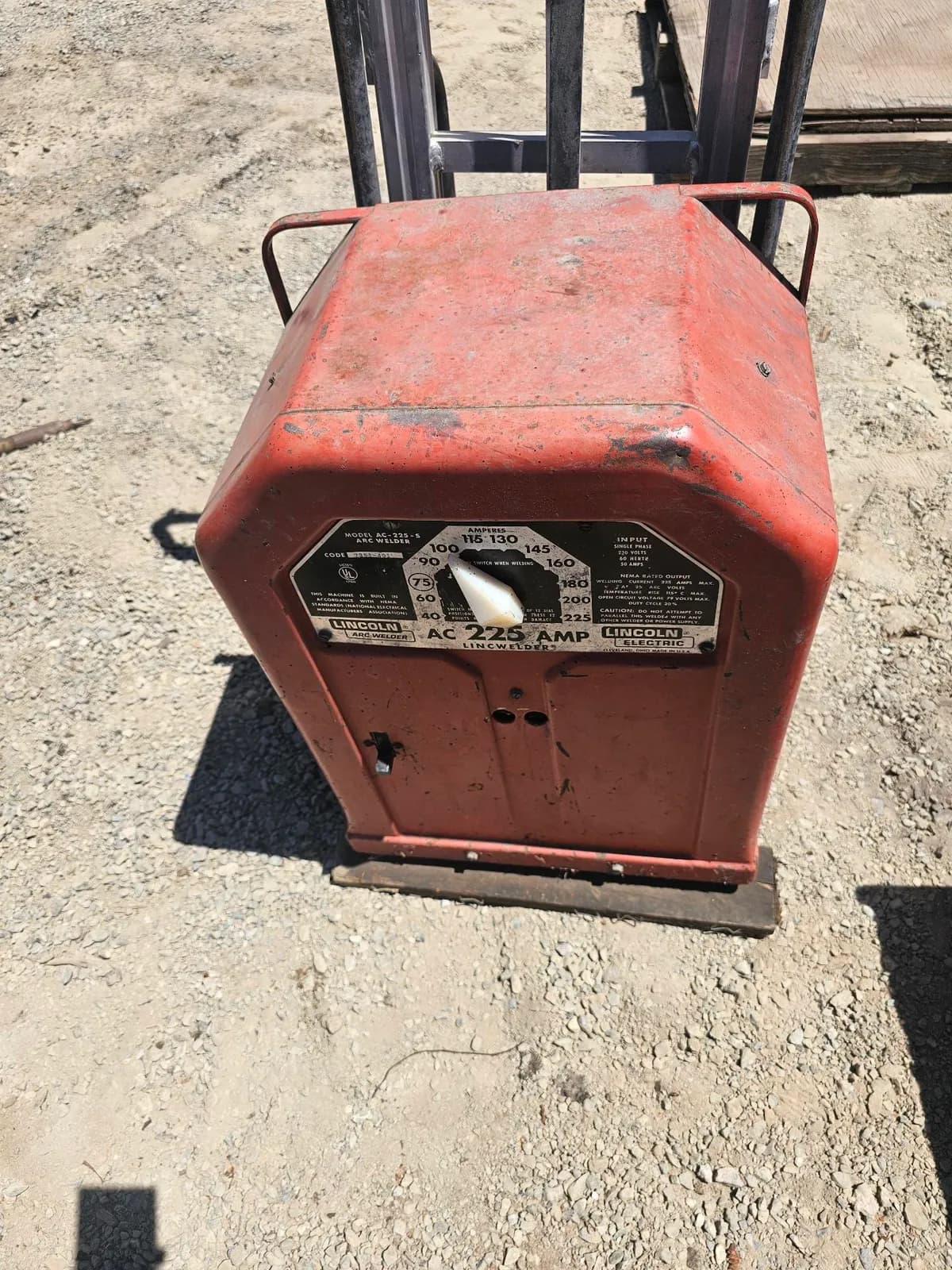 lincoln-electric-ac-225-amp-welder-ms82swul