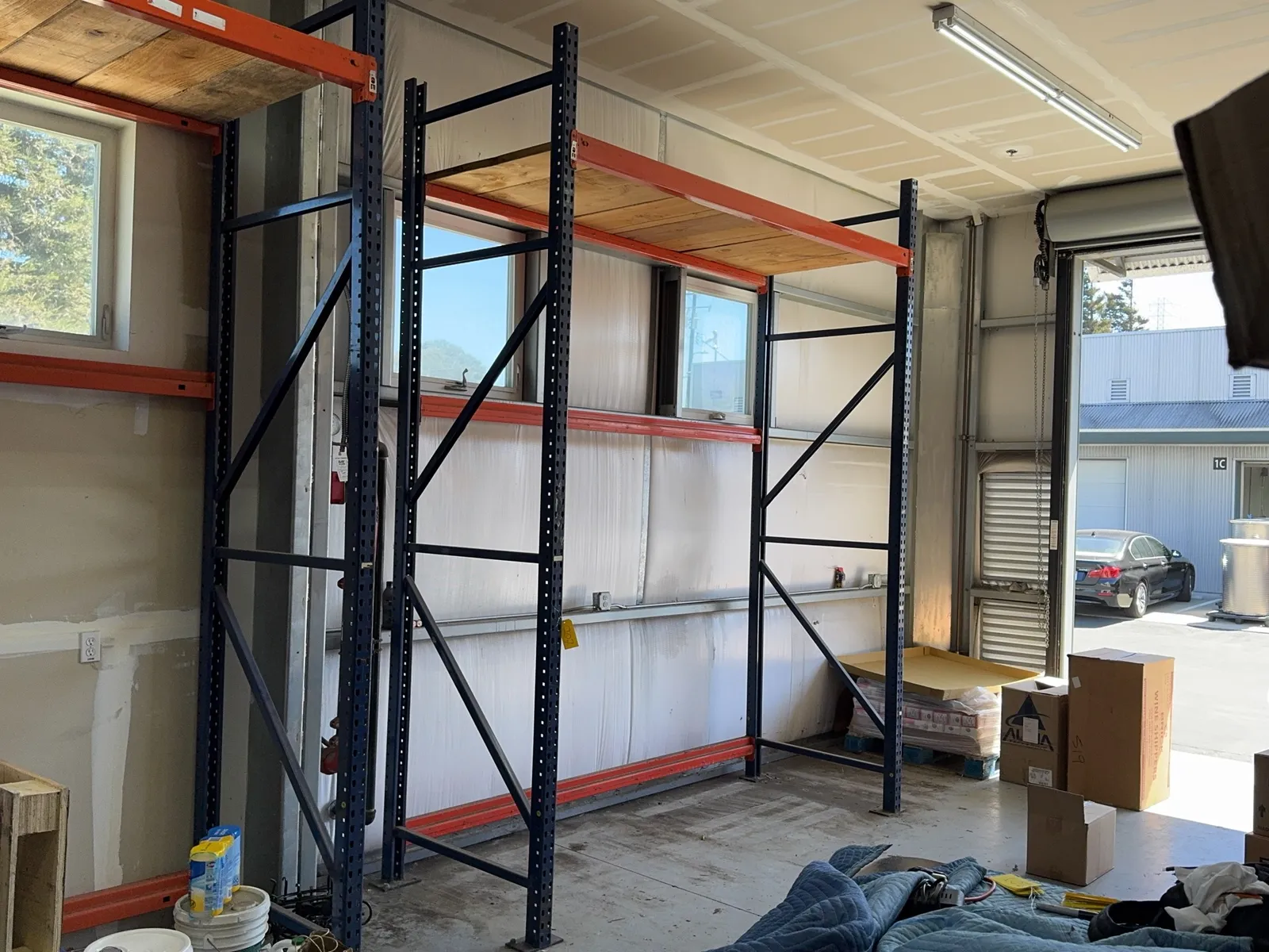 1-section-of-pallet-racking-with-2-144-uprights-and-4-108-crossmembers-2b5984