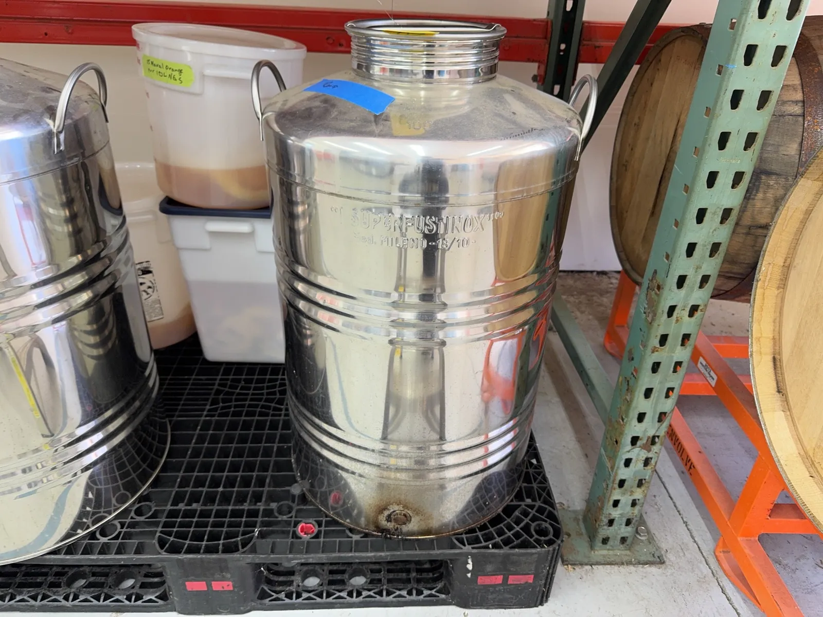 i-supefustinox-milano-18-10-stainless-beverage-tank-09c88e