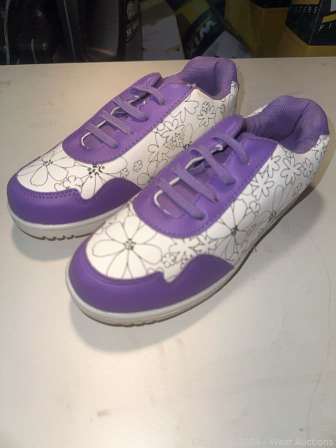 82-sneakers-with-a-personal-kick-mkmwxeqs