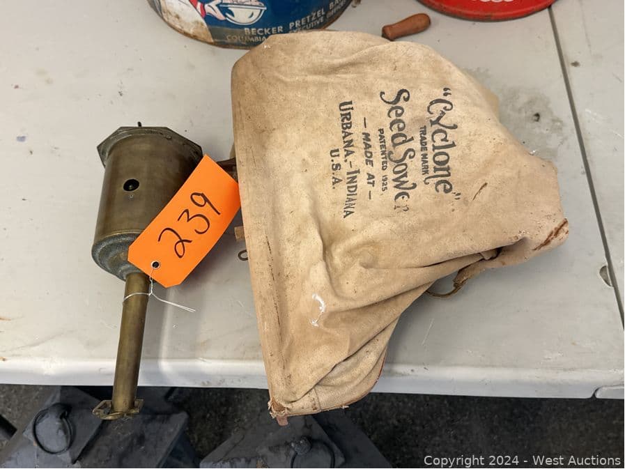 cyclone-seed-sower-557110