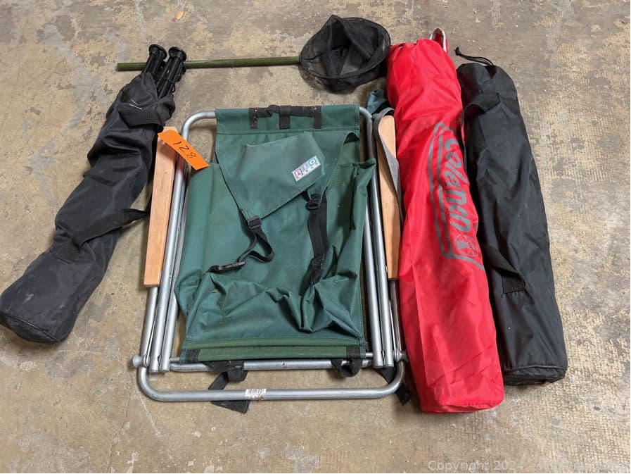 4-folding-camping-outdoor-chairs-and-1-net-557061