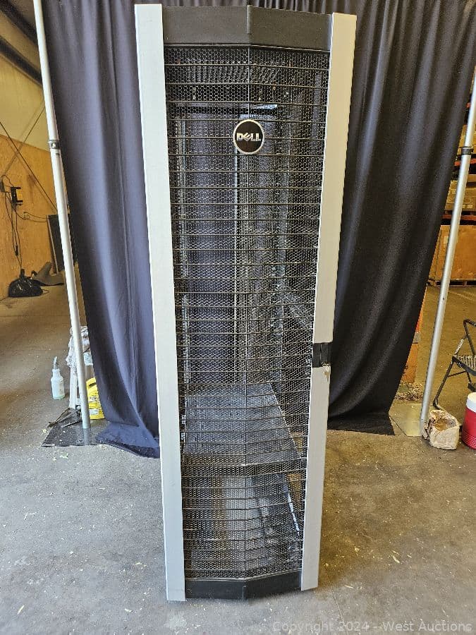 1-dell-42u-it-19-34-server-equipment-rack-574398