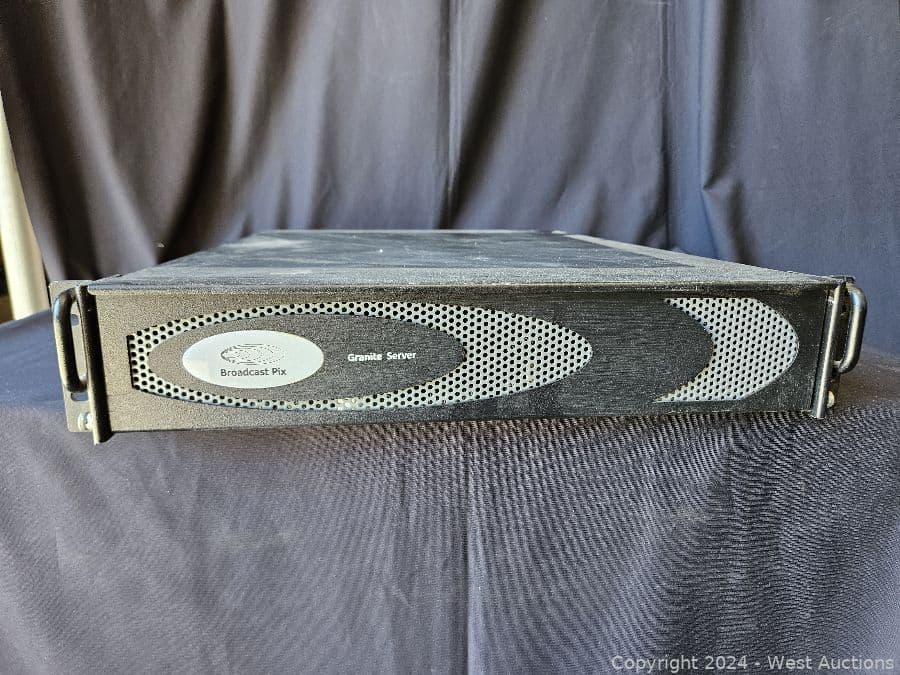 1-broadcast-pix-granite-server-574422