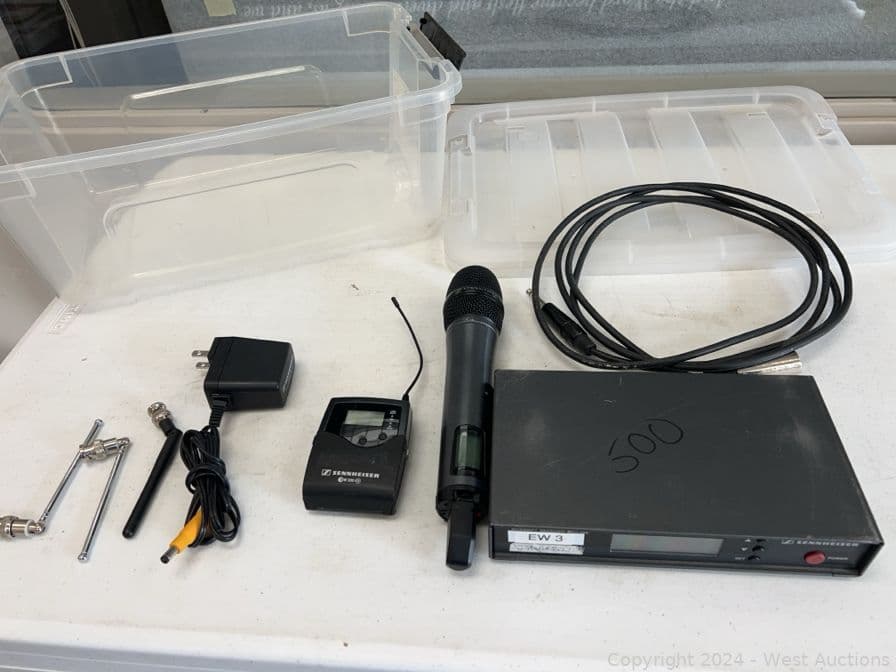 1-sennheiser-handheld-wireless-system-with-ew-300-belt-pack-574503
