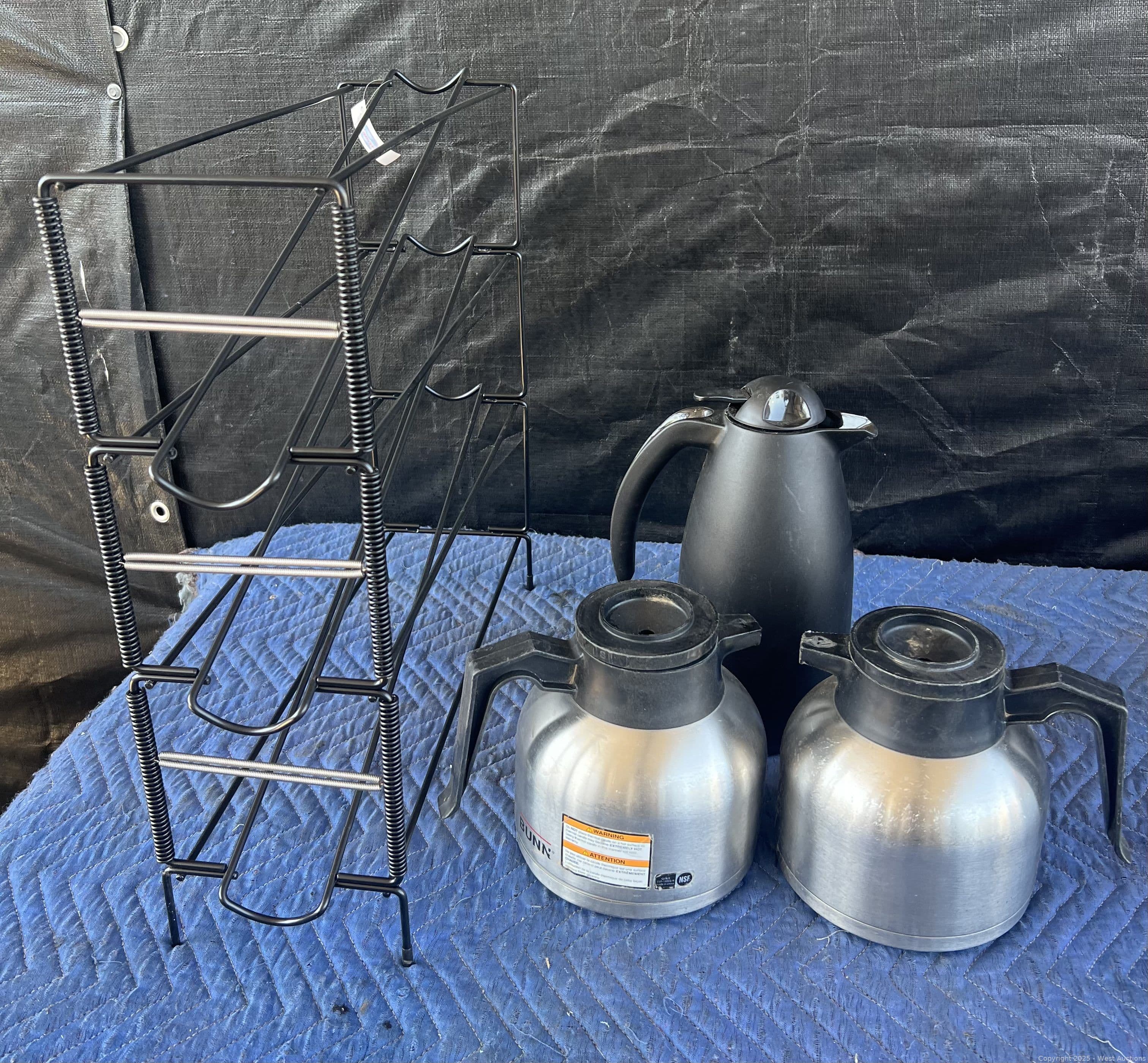 coffee-pots-590342