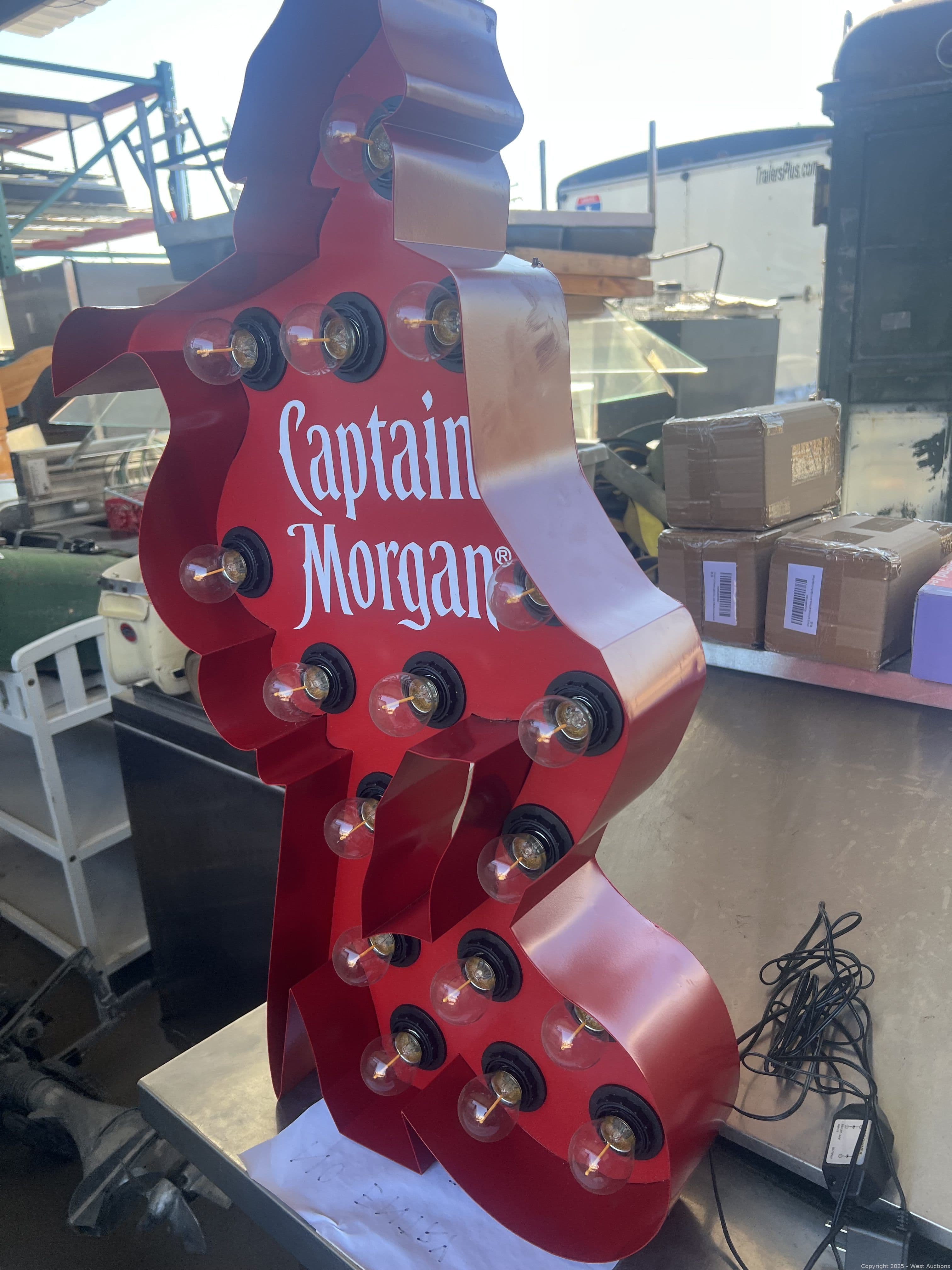 captain-morgan-bar-sign-590160