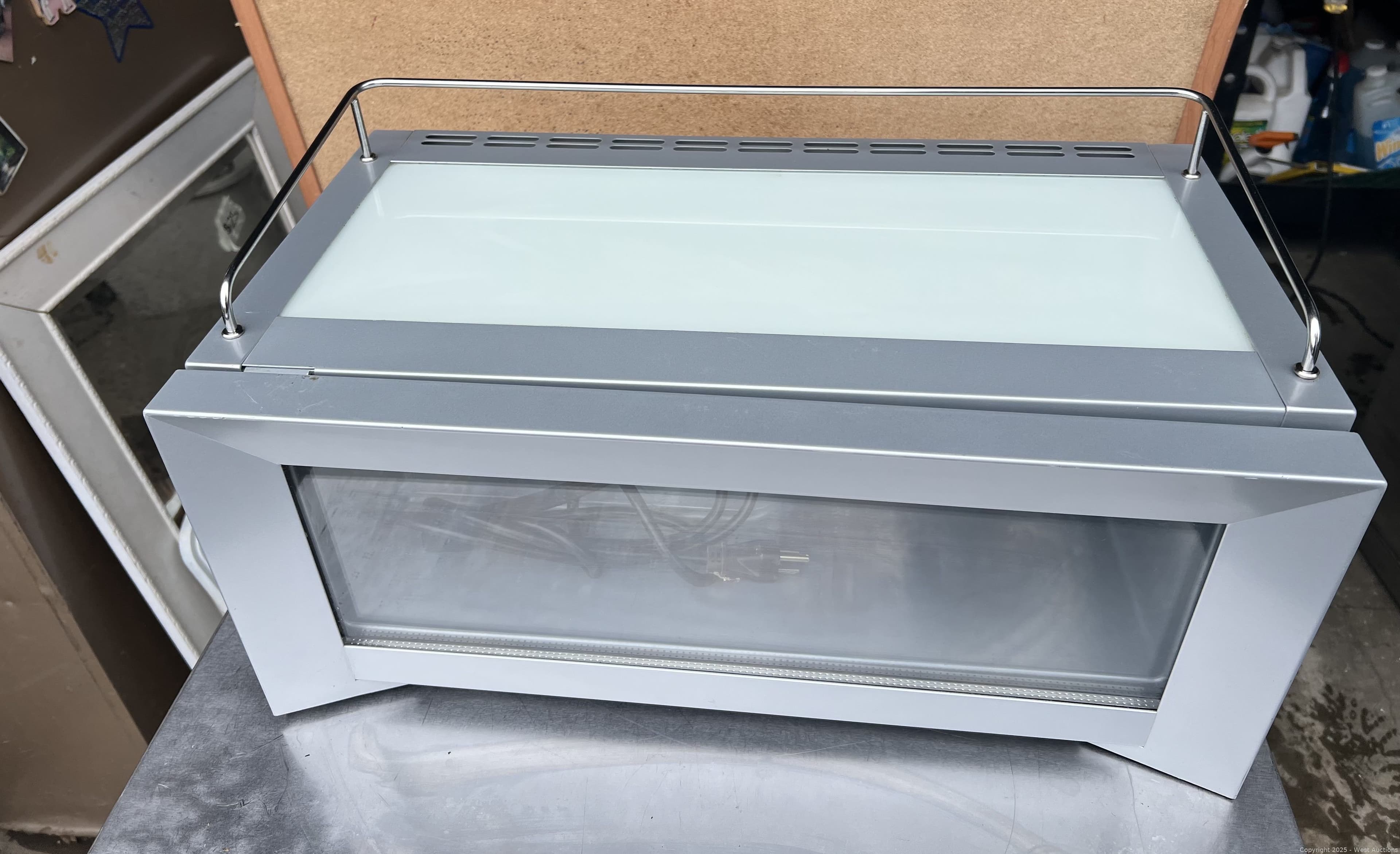 red-bull-refrigerator-590256