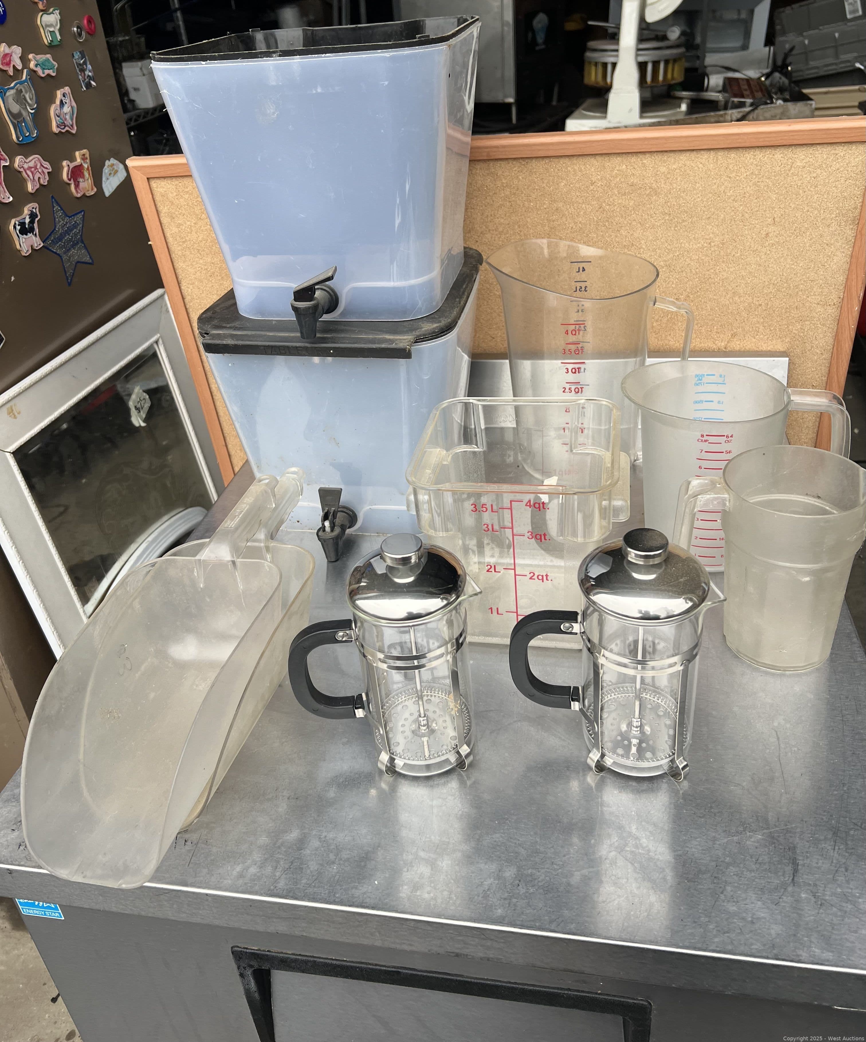 french-press-measuring-cups-590248