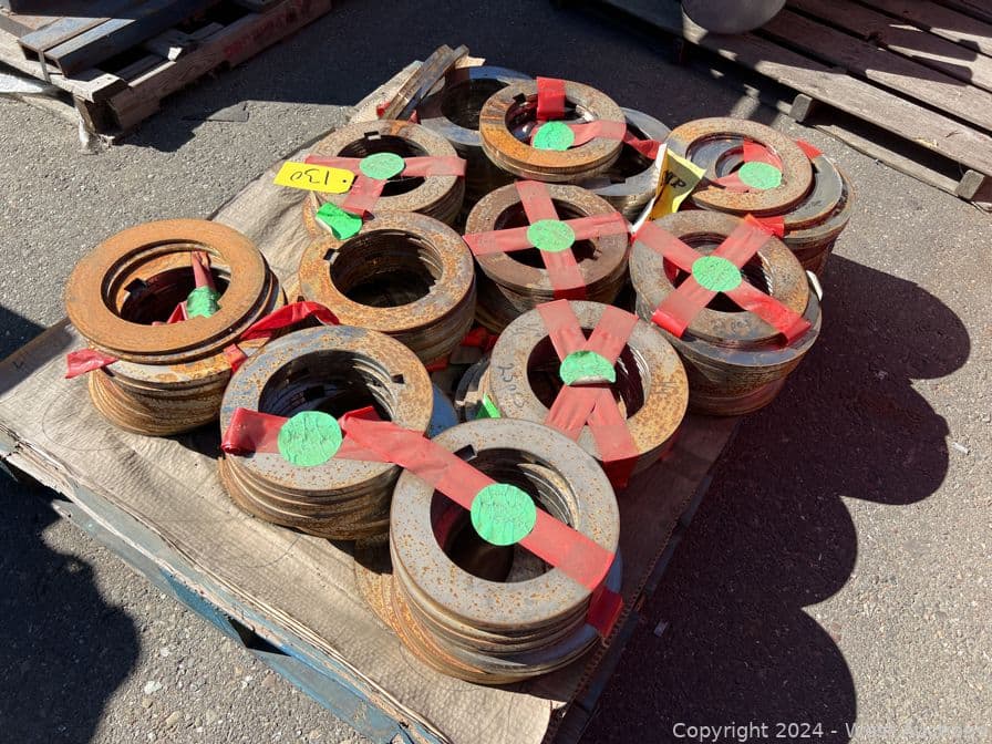 contents-of-pallet-assorted-coil-slitter-blades-556004