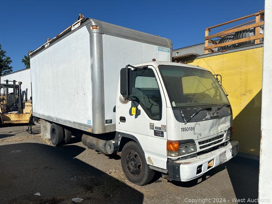2000-gmc-w4500-box-truck-555977