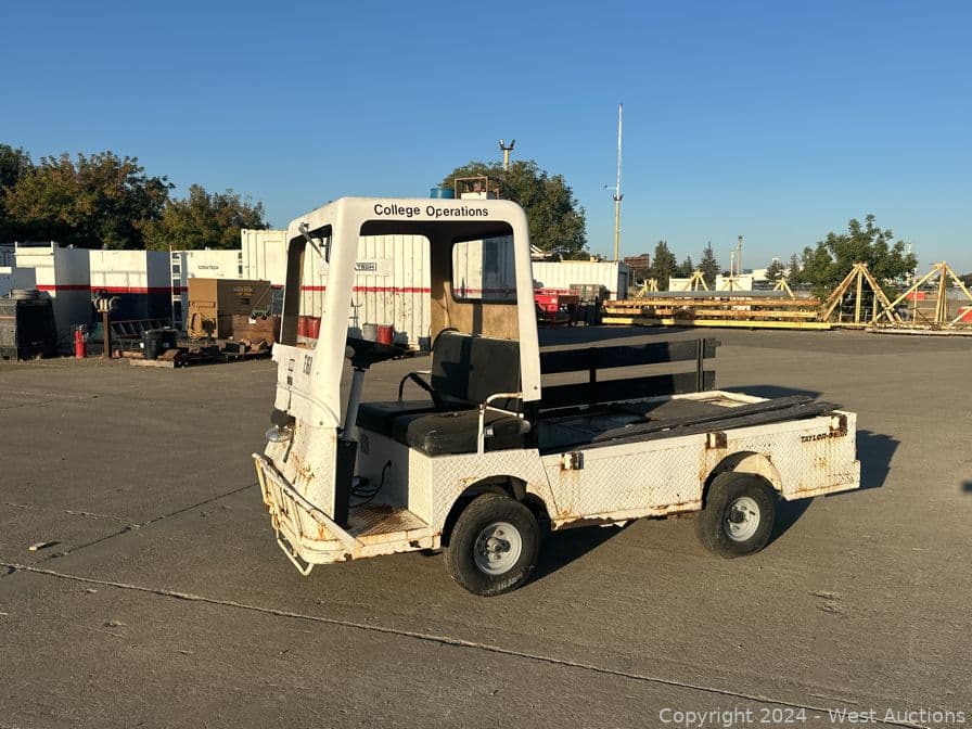 taylor-dunn-utility-cart-559649