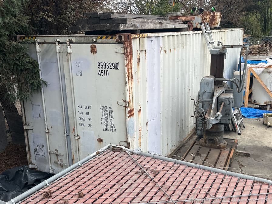 40-shipping-container-contents-not-included-561748