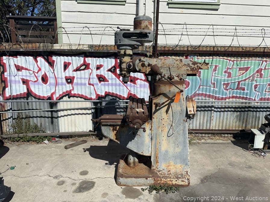 bridgeport-verticle-milling-machine-561747