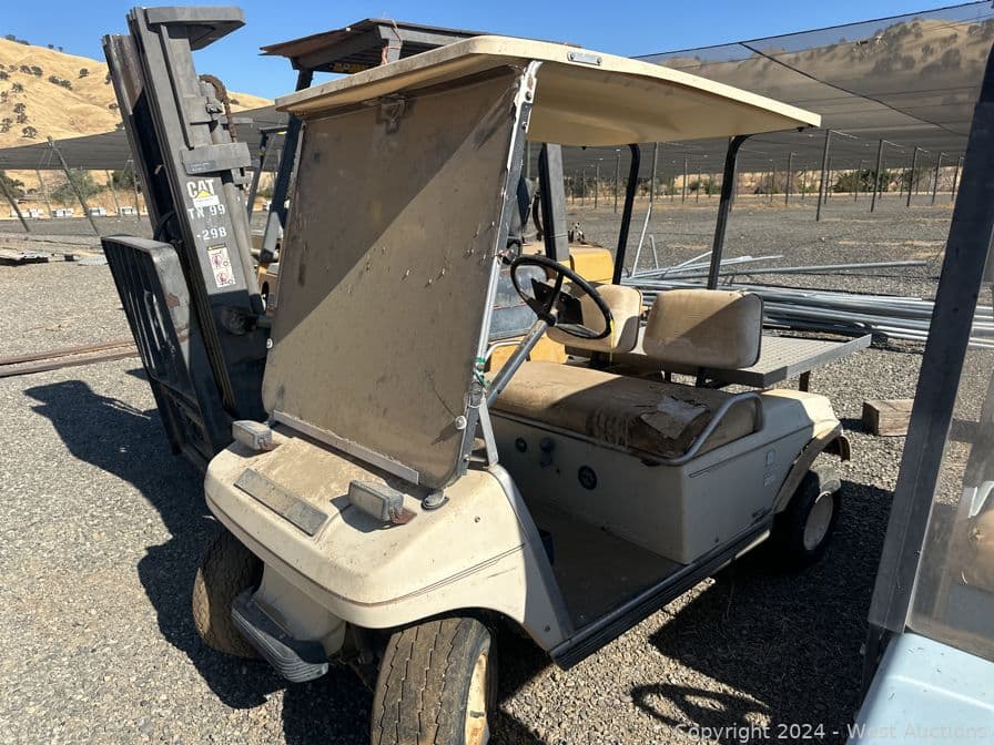 club-car-electric-golf-cart-560739
