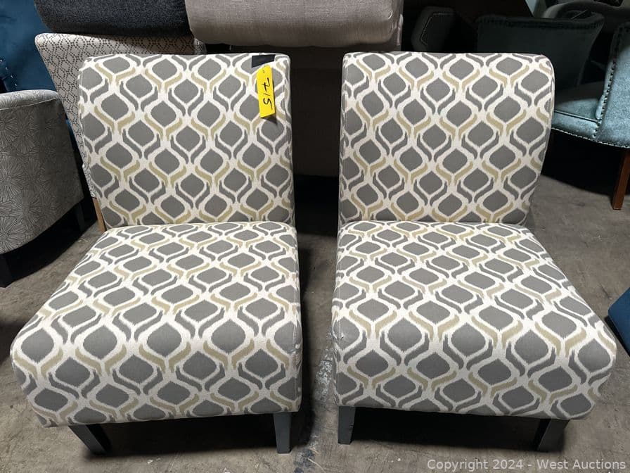 2-cushioned-pattern-chairs-560973