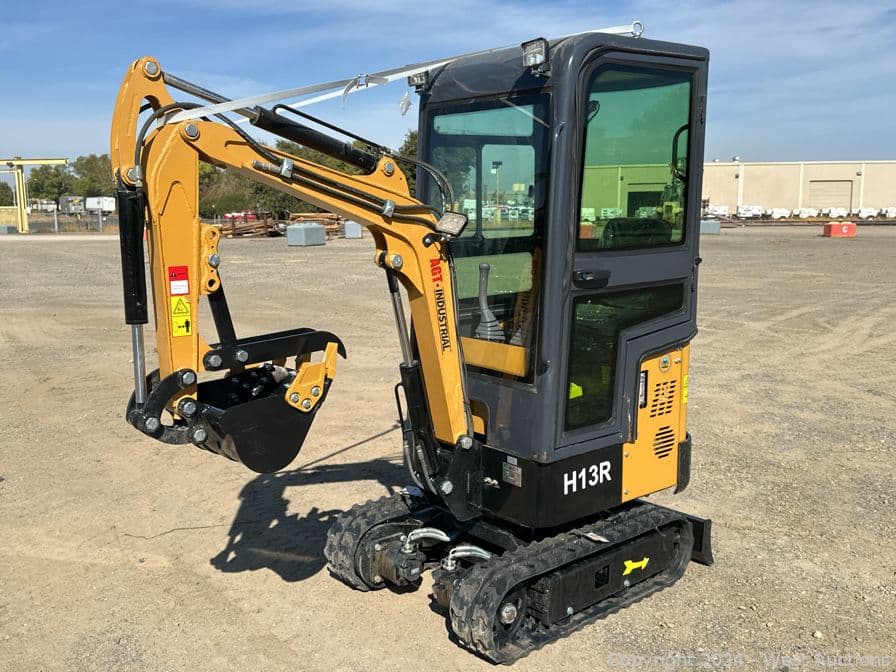 2024-agt-h13r-hydraulic-crawler-excavator-with-cab-unused-567919