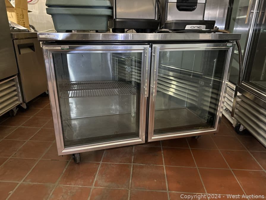two-glass-door-true-tuc-48g-hc-ld-refrigerator-568134