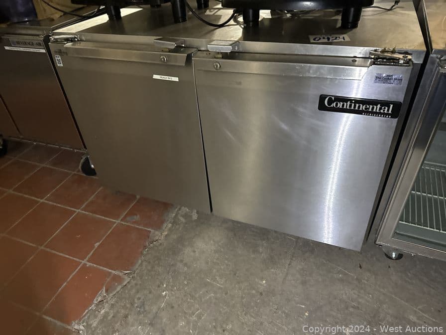 continental-under-counter-refrigerator-568143