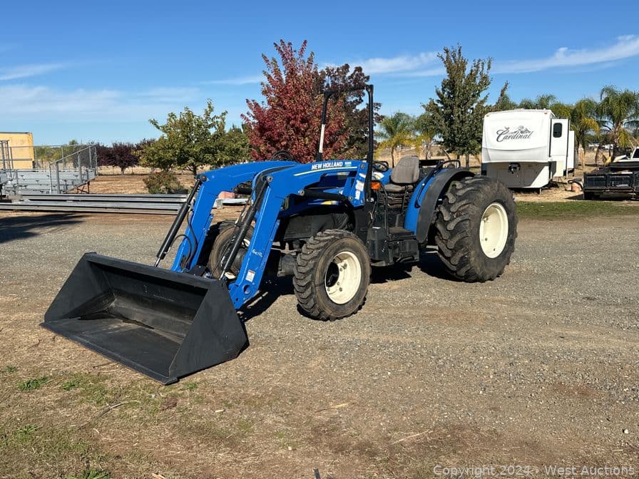 new-holland-t4-110f-utility-tractor-568527