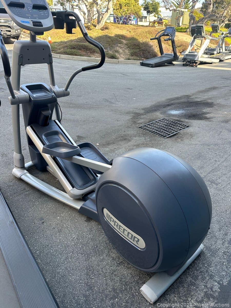 precor-efx-546i-with-tv-574287