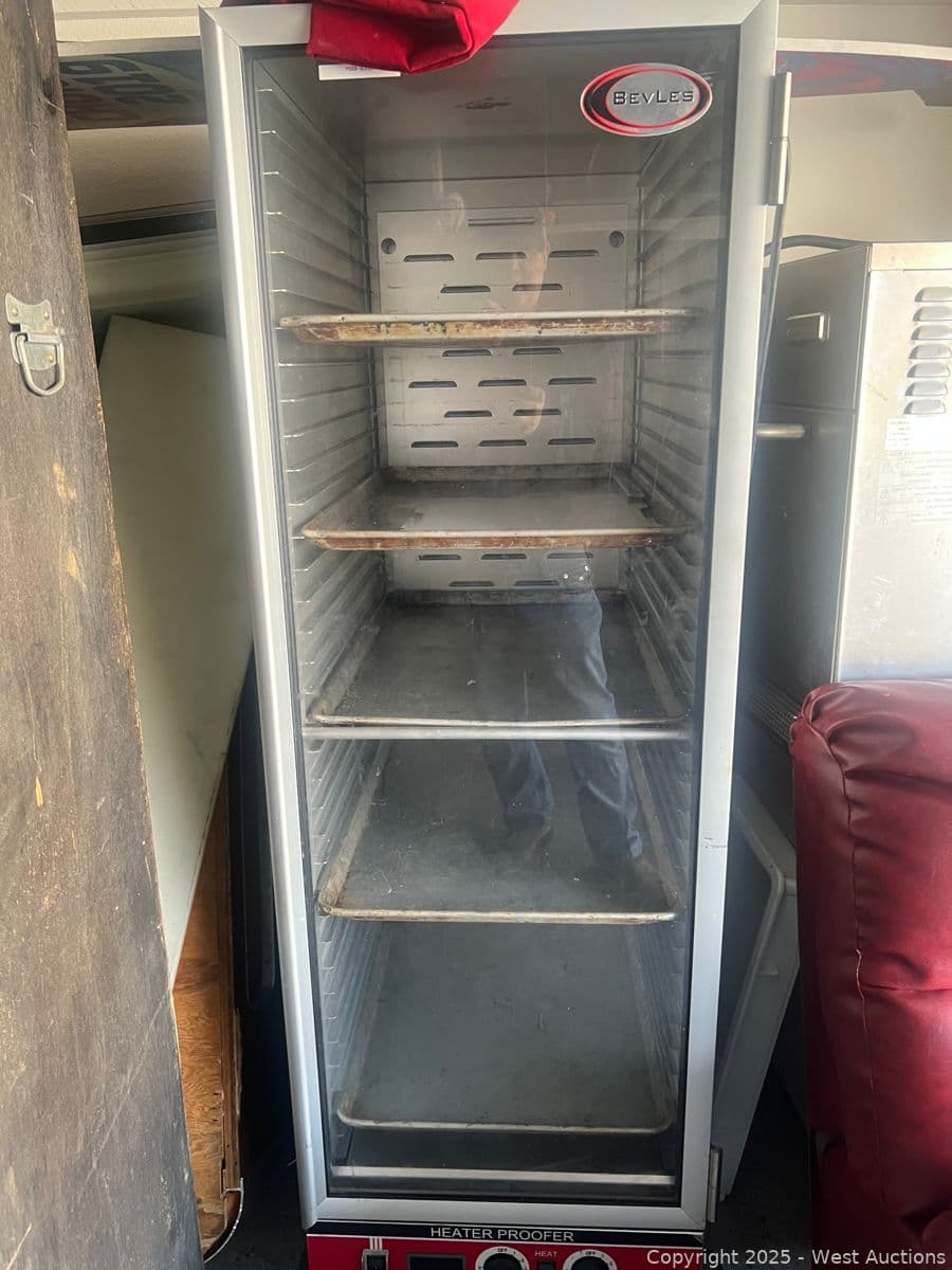 bevles-hot-holding-cabinet-575222