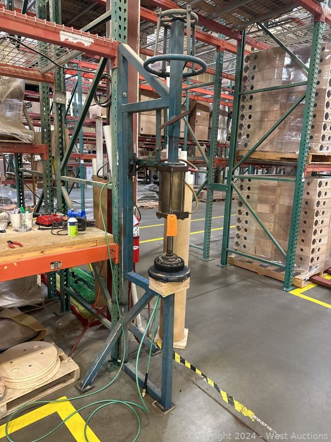 pneumatic-shop-press-573741