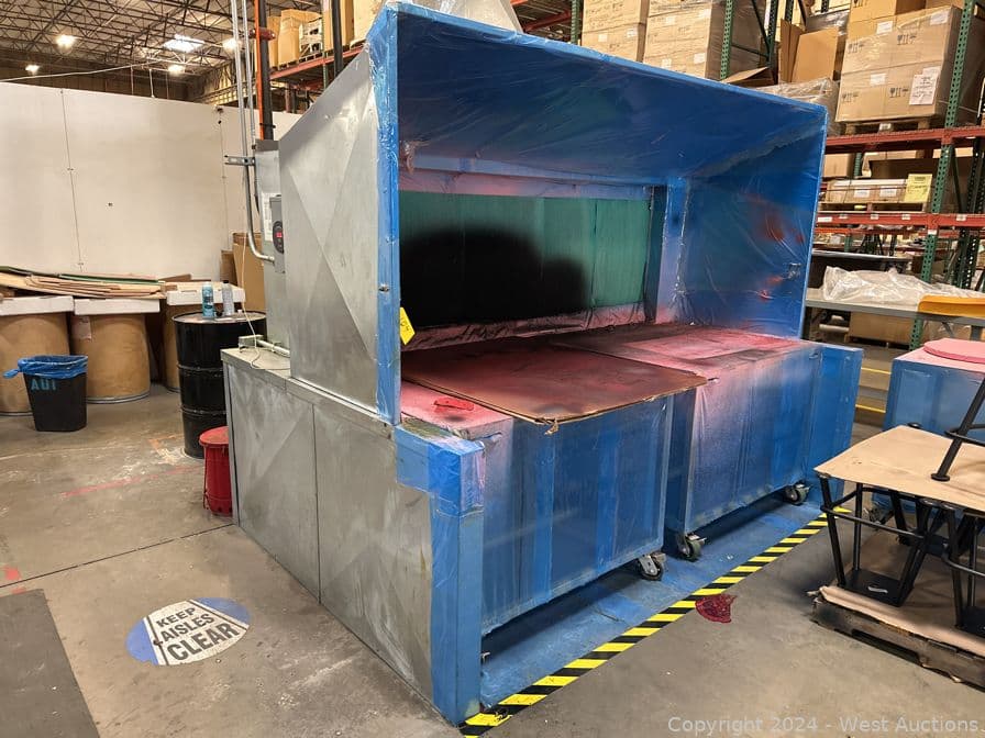 industrial-paint-glue-booth-573916