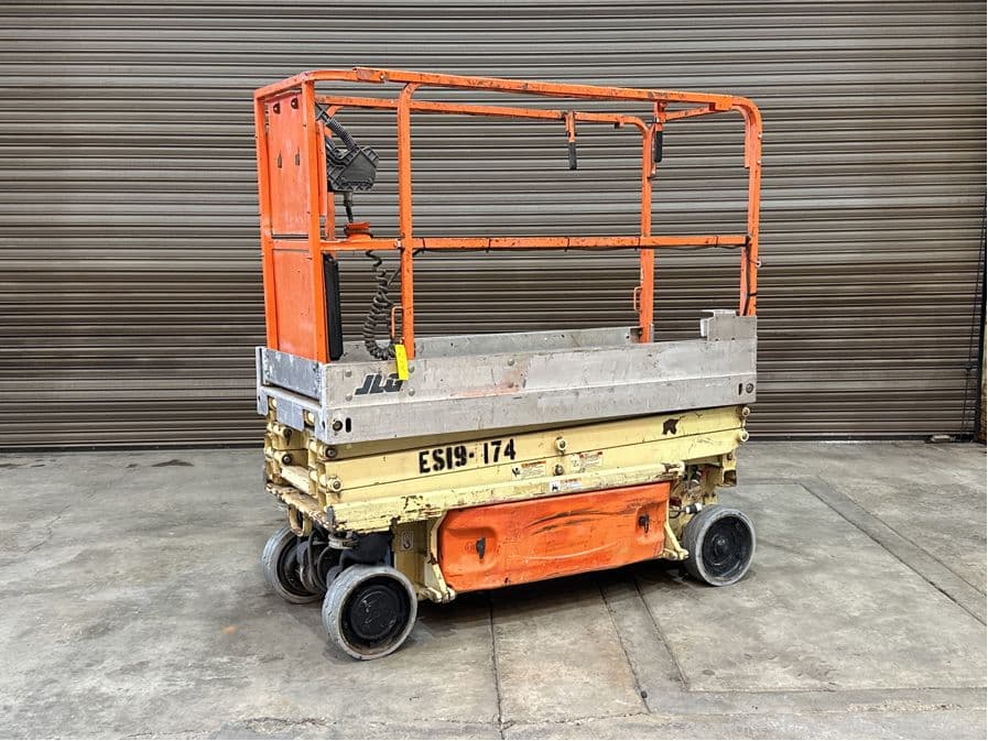 jlg-1930es-electric-scissor-lift-18-8-39-max-height-574171