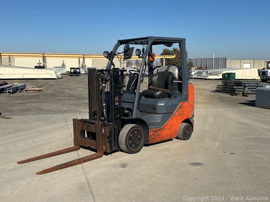 2018-toyota-8fgcu25-4700-lb-capacity-propane-forklift-with-avery-weigh-tronix-attachment-574173
